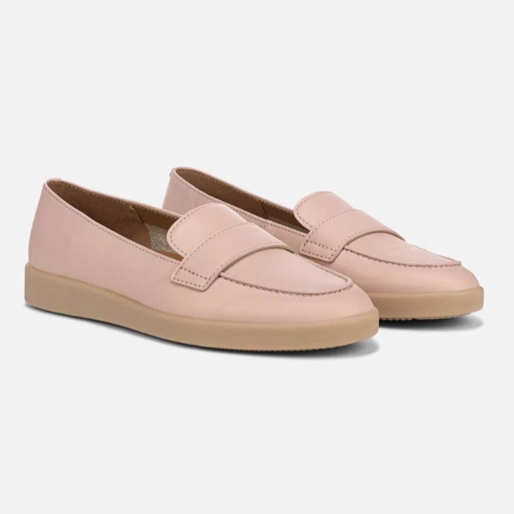 Naturalizer Karis Loafer in Cameo Pink - NWT